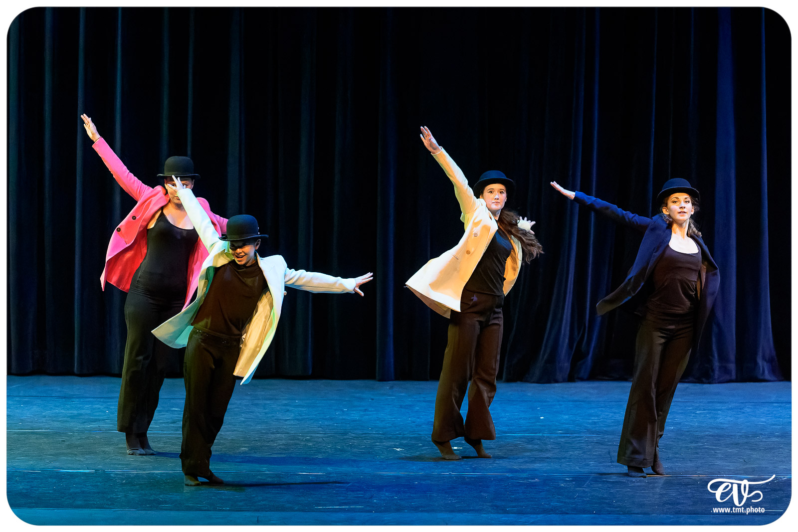 ECOLE DE DANSE CÉCILE ADAMOW